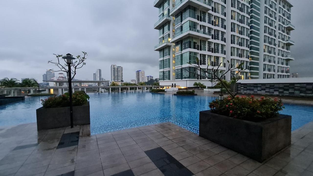 Apartment Premium 5star Mid Valley Kl Sunway By Stayz With Shopping Complex